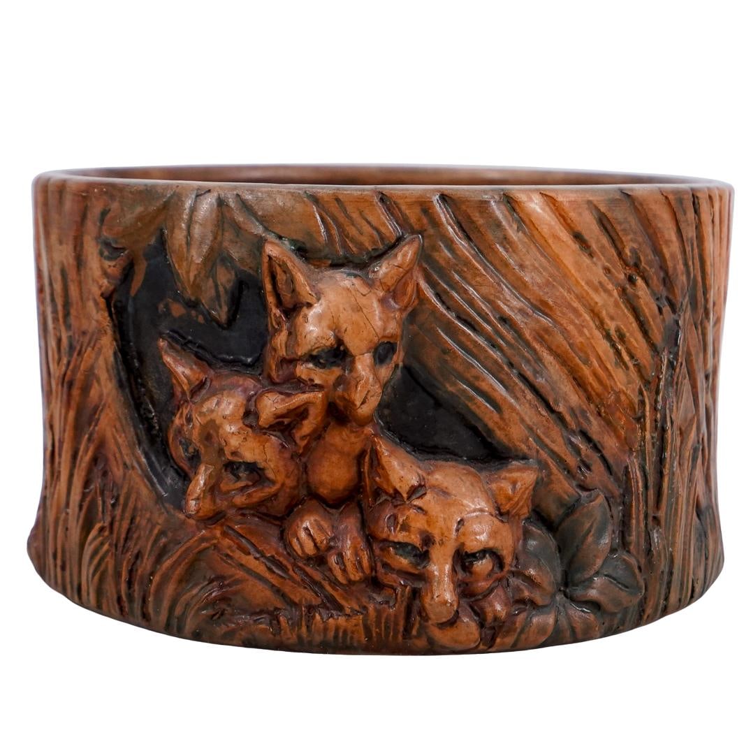 Weller Muskota/Woodcraft Fox Cub Pottery Jardiniere (1 of 6)