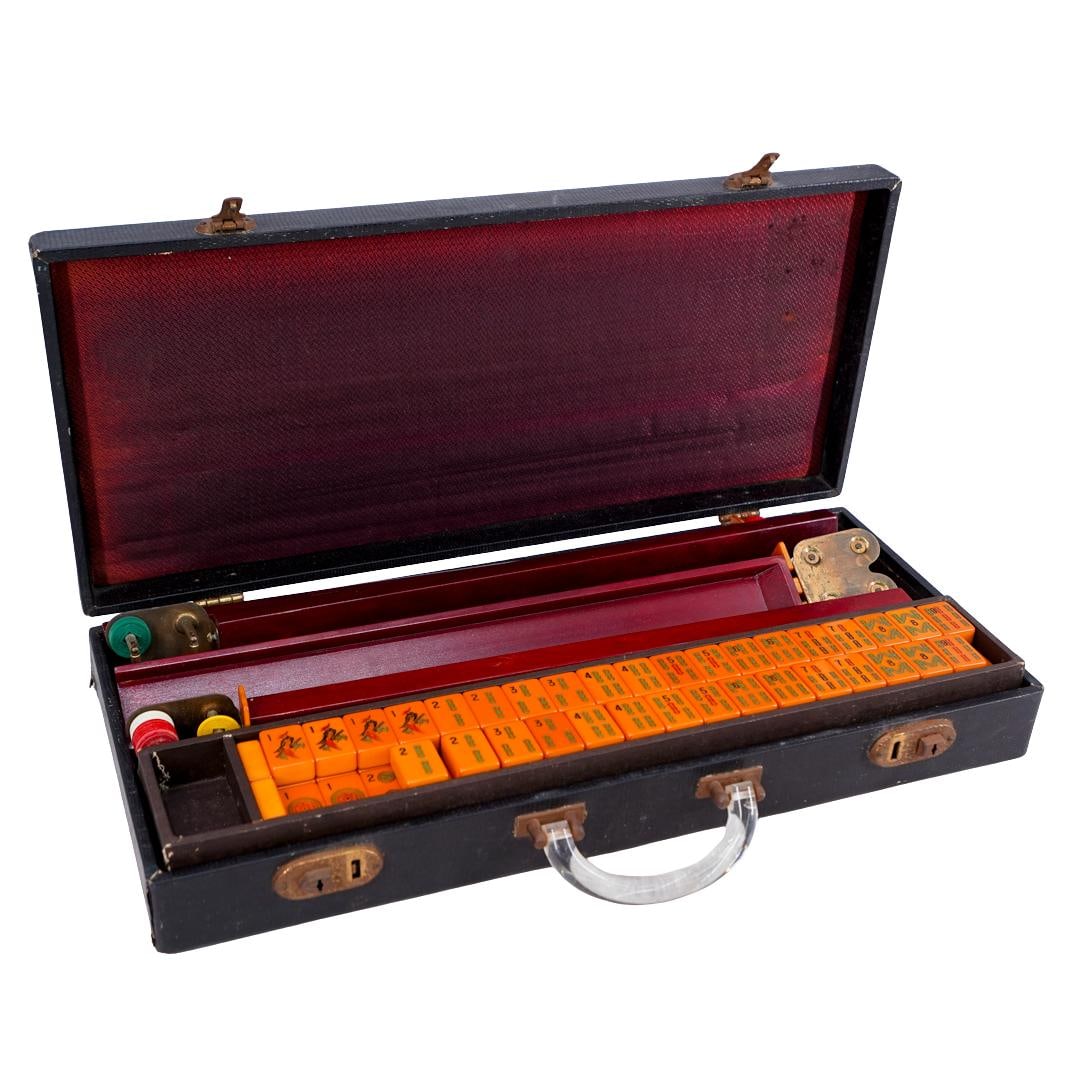 Antique Bakelite Mahjong Set (1 of 8)
