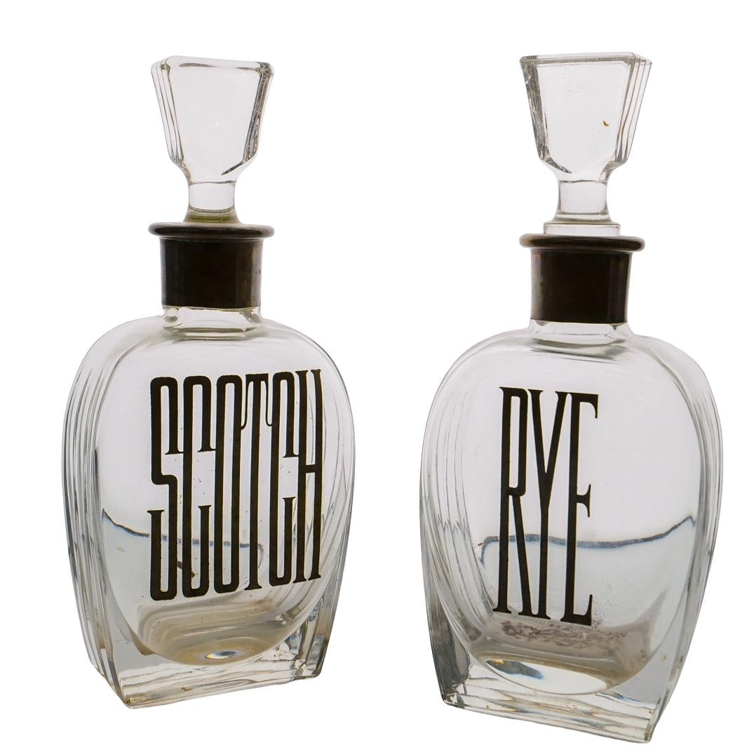 (2 Pc) Scotch & Rye Decanter Set (1 of 5)