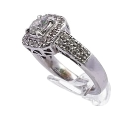 14k White Gold and Diamond Ring