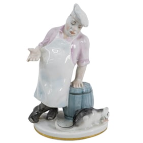Soviet Porcelain "The Cook And The Cat" Figure (Lomonosov State Porcelain Factory)
