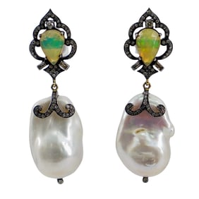 Silver & Pearl Drop Earrings