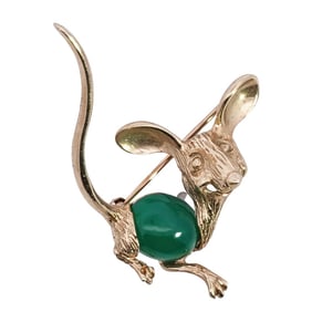 14k Gold and Green Chalcedony Mouse Brooch