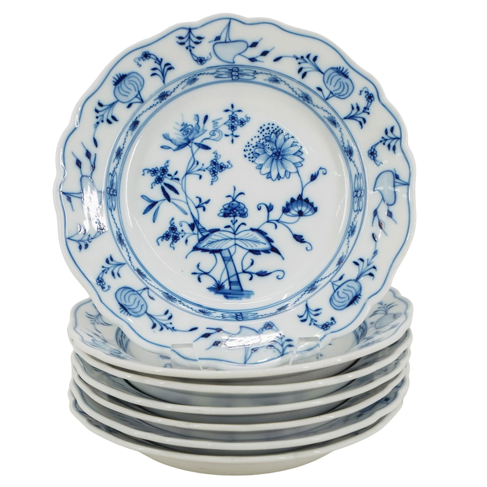 (7 Pc) Meissen Porcelain "Blue Onion" Dessert Plates Set. (1 of 9)