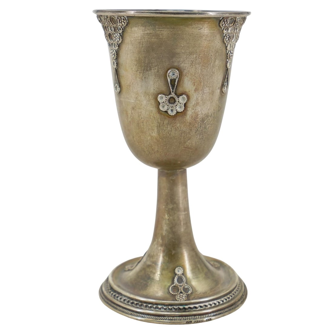 Judaica 925 Sterling Silver Kiddush Cup: DESCRIPTION: Judaica 925 Sterling Silver Kiddush Cup. Decorated with applied filigree decorative accents. Marked with '925' and 'Israel' hallmarks. Total weight: 78 grs. CIRCA: 20th Century ORIGIN: Is
