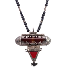 Antique Bedouin Silver And Agate Necklace