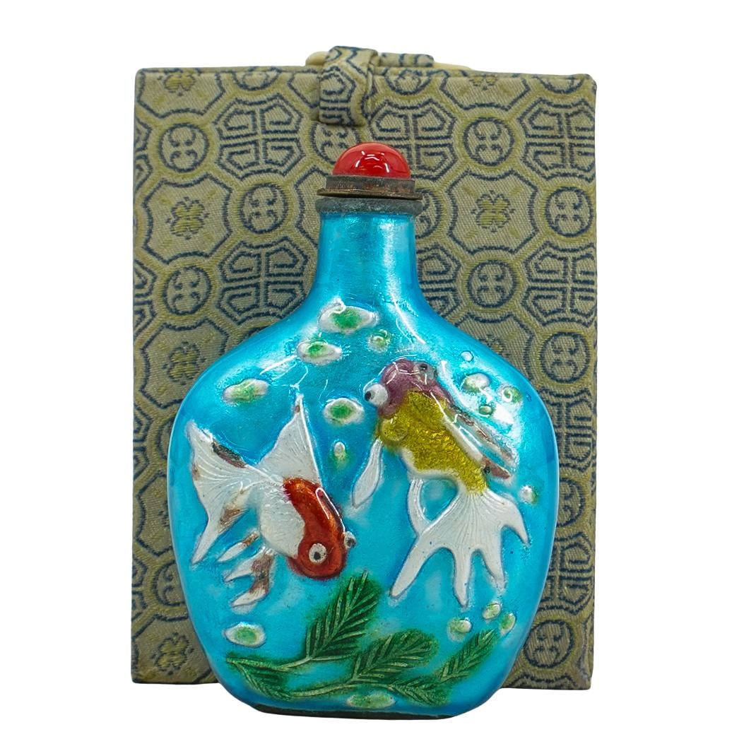 Chinese Enamel Koi Fish Snuff Bottle (1 of 6)