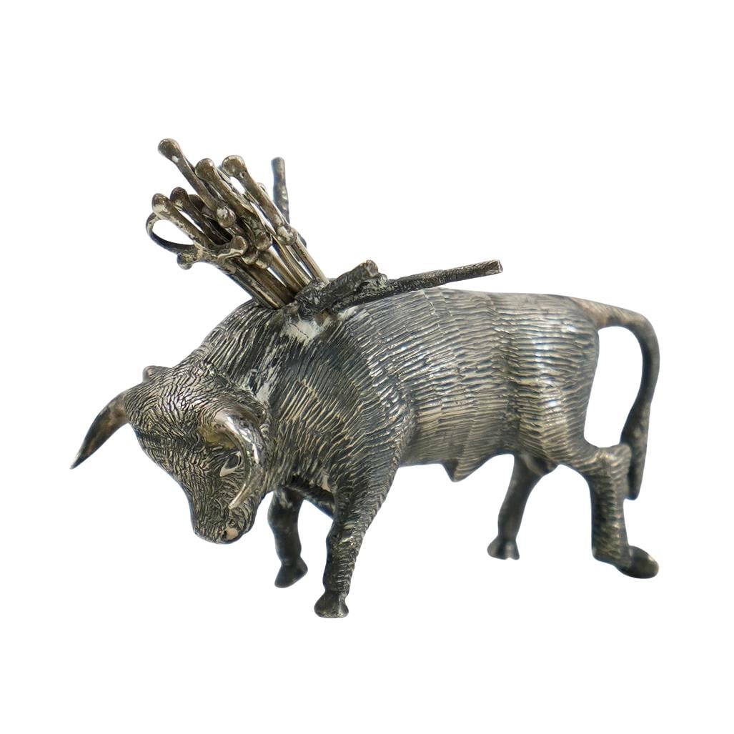 Mexican Sterling Silver Bull with Swords (1 of 7)