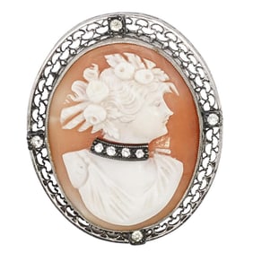 Antique 14k Gold and Cameo Brooch
