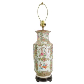 Antique Chinese Rose Medallion Vase Lamp