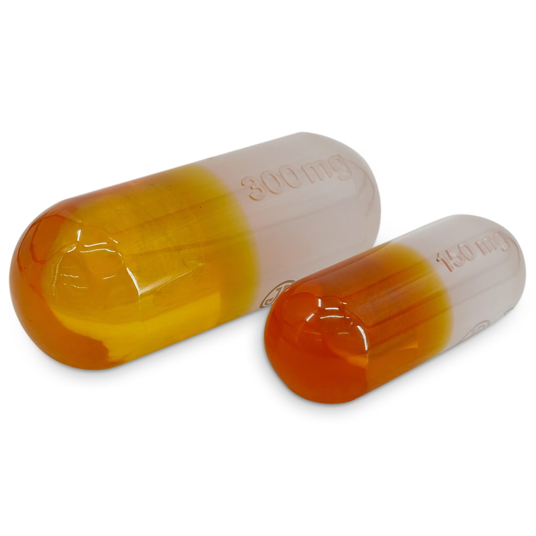 (2 pcs) Jonathan Adler Acrylic Pills (1 of 4)