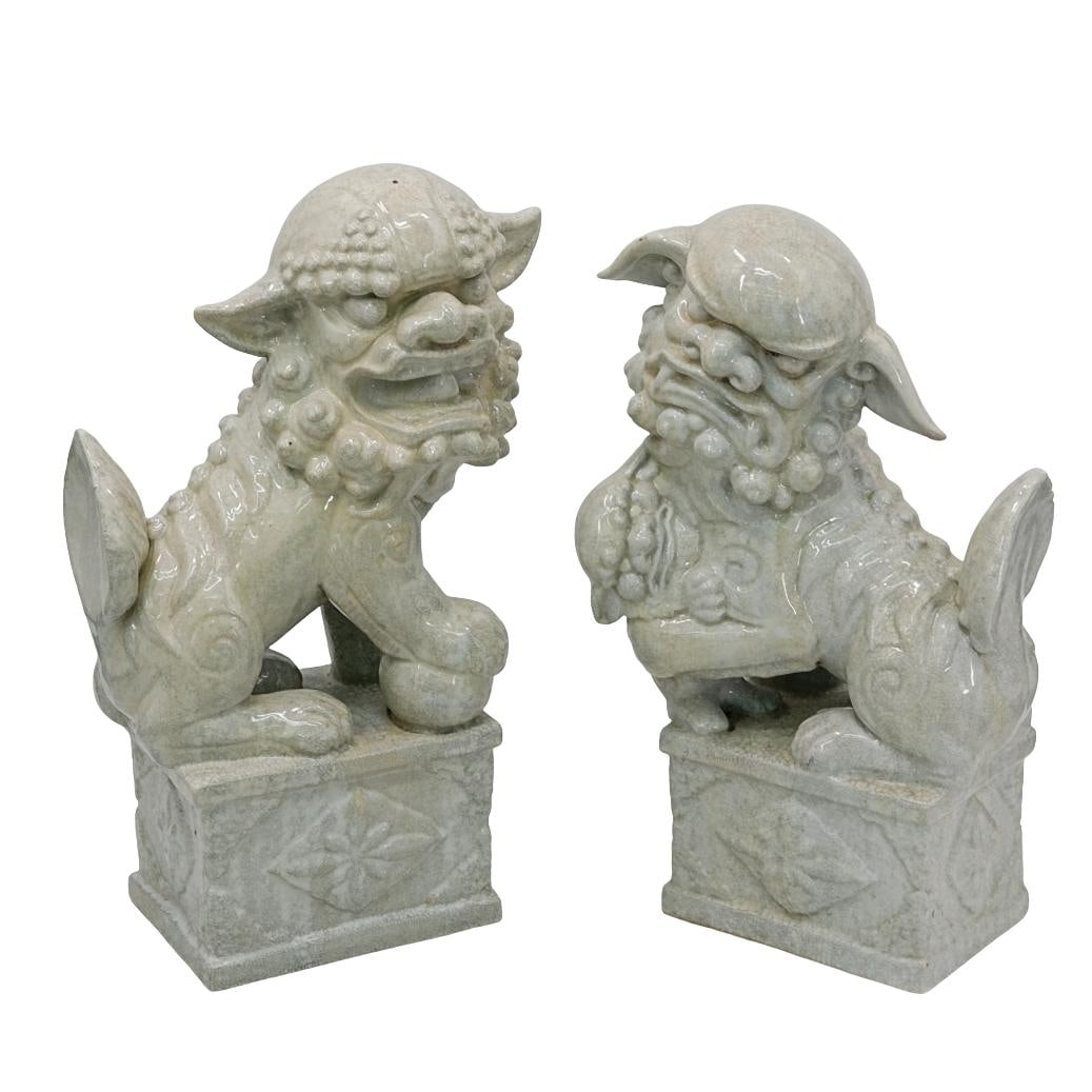 Pair of Large Chinese Ceramic Dogs (1 of 7)