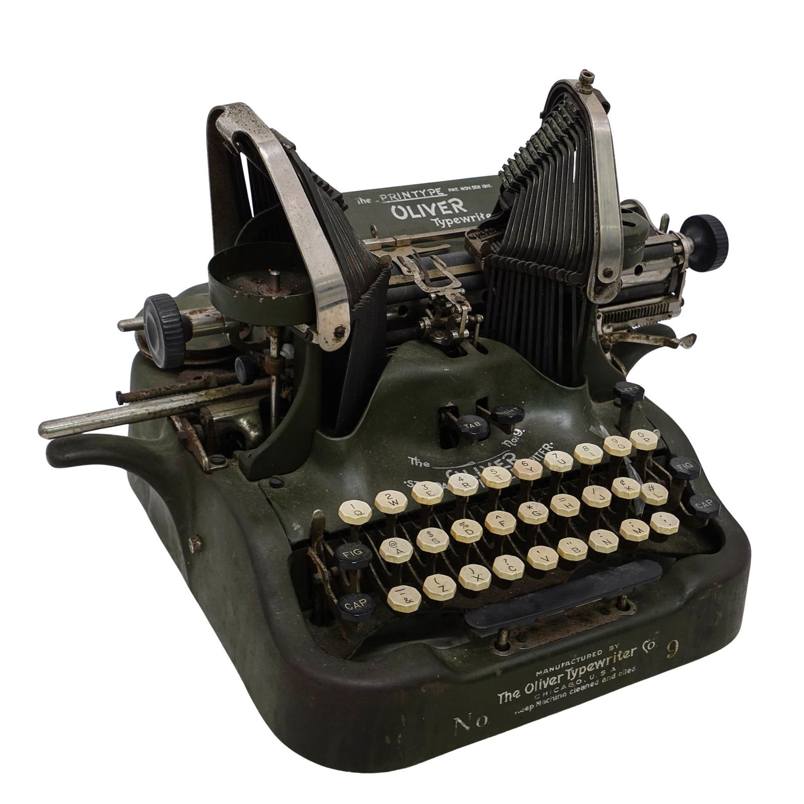 Oliver No. 9 Typewriter in Antique Green (1 of 8)