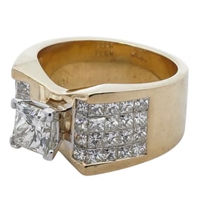 18k Gold and Diamond Wedding Ring