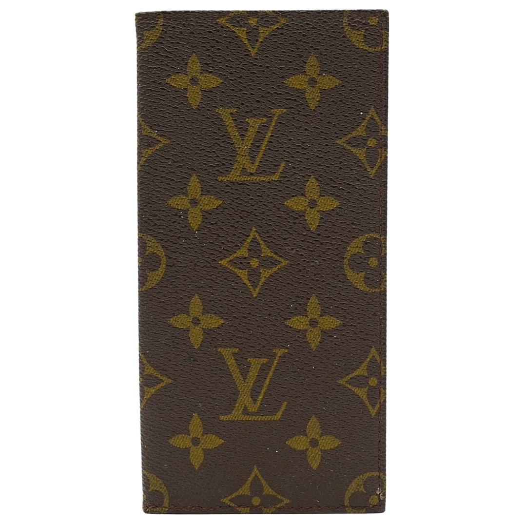 Louis Vuitton Passport/Cash Holder (1 of 5)