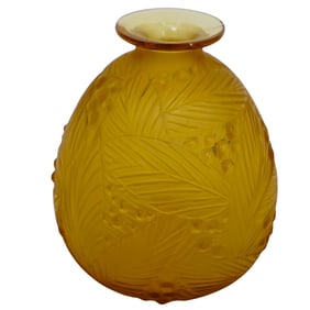 1930s French Art Deco Sabino Art Glass Vase
