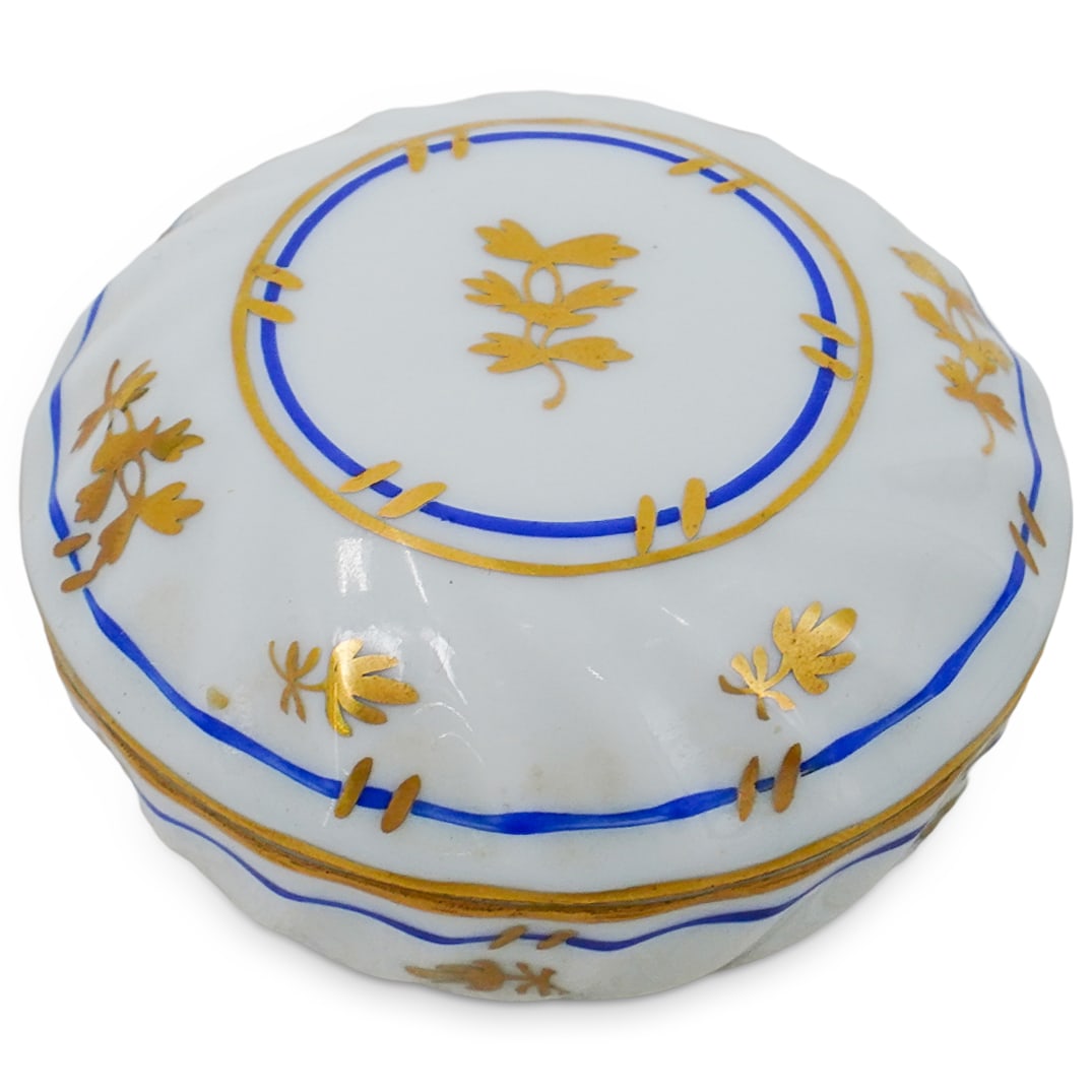 Herend Garland Porcelain Lidded Box (1 of 6)