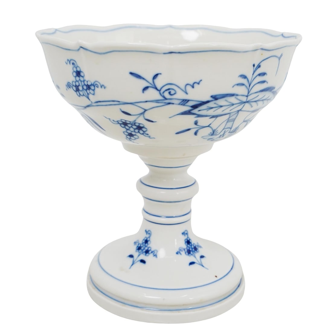 Meissen Porcelain Raised Bowl: DESCRIPTION: Meissen Germany raised hard paste porcelain bowl in white with beautiful classic blue painted floral details. Crossed sword mark on bottom and marked 26, 09, and stamped 190 on bottom rim