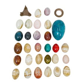 (31 pcs) Quartz and Marble Eggs with Stand