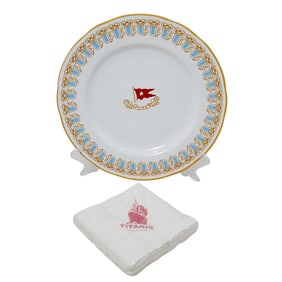 (2 Pc) Titanic 1st Class Wisteria Dinner Plate & Napkins Replica