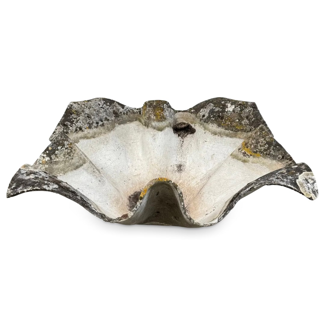1960s Willy Guhl Elefantenohr Planter: DESCRIPTION: Elefantenohr' (Elephant's Ear) planter, also known as a handkerchief planter, by Willy Guhl for Eternit, Switzerland circa 1960. Factory-drilled drainage holes. Wonderful patina. CIRCA: 1