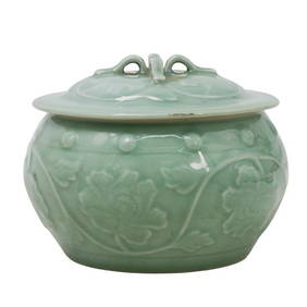 Antique Chinese Porcelain Celadon Covered Bowl (1 of 5)