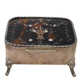 1907 William Comyns and Sons Sterling Silver and Tortoise Trinket Box