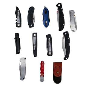 (11 pcs) Assorted Pocket Knives
