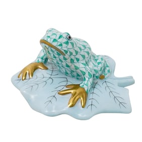 Herend Porcelain "Frog on Lily Pad" Green Fishnet Figurine