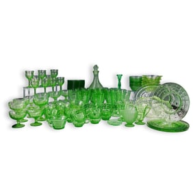 (109 Pc) Assorted Uranium Glass Items
