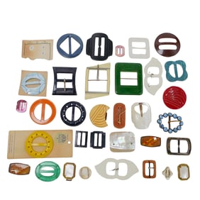 (40 pcs) Assorted 20th Century Belt Buckles