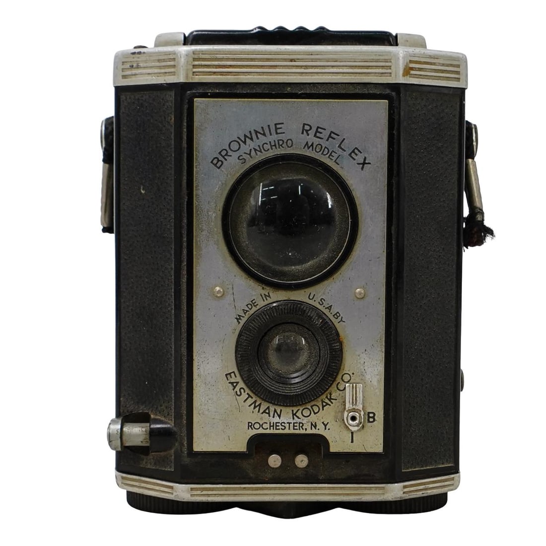 Eastman Kodak "Brownie Synchro" Camera (1 of 6)