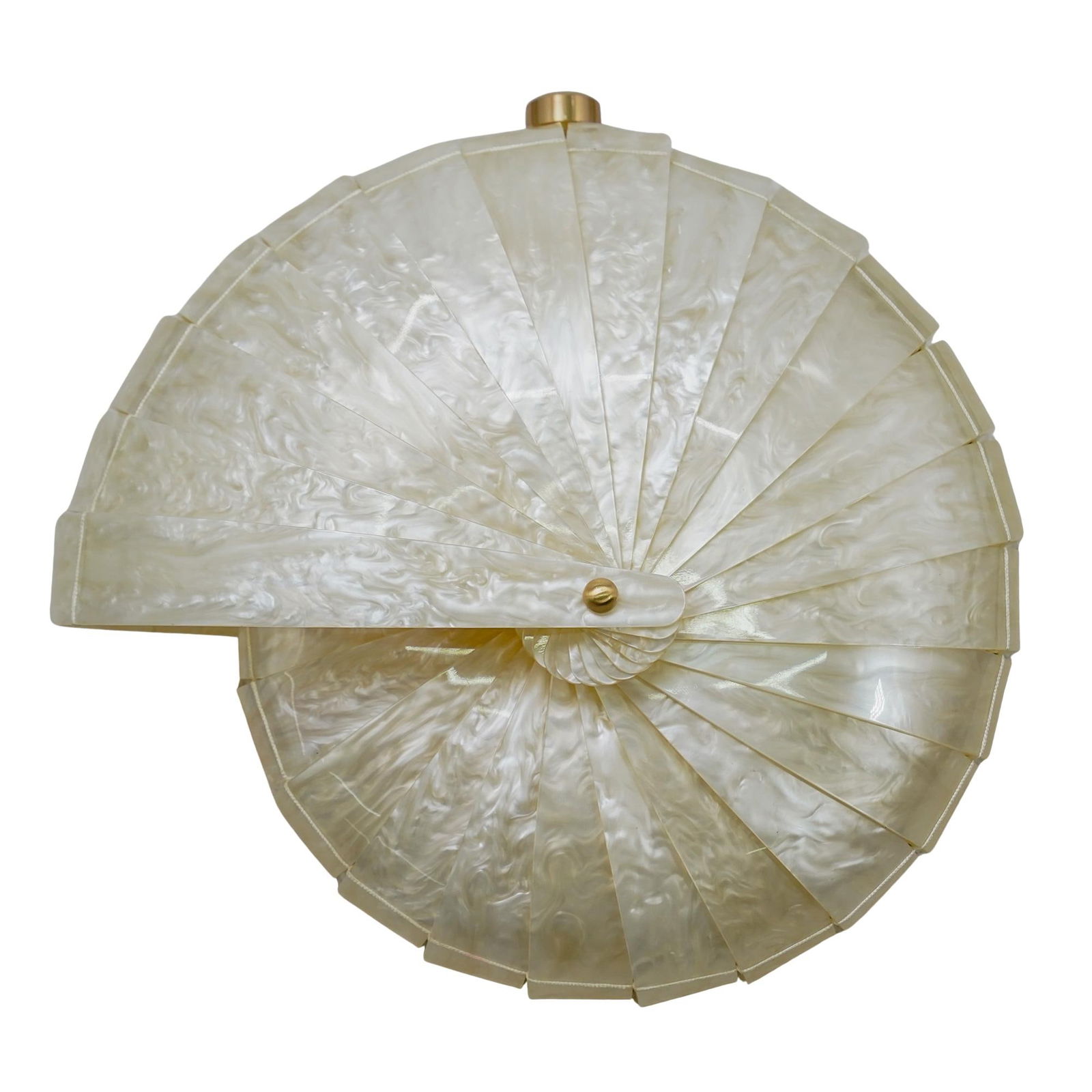 Cult Gaia Sirena Shell Clutch: DESCRIPTION: Cult Gaia Sirena clutch in ivory, made from marble acrylic, with gold tone hardware, top clasp closure, one main compartment, fan like structure. Original tag attached. CIRCA: 21st Centur