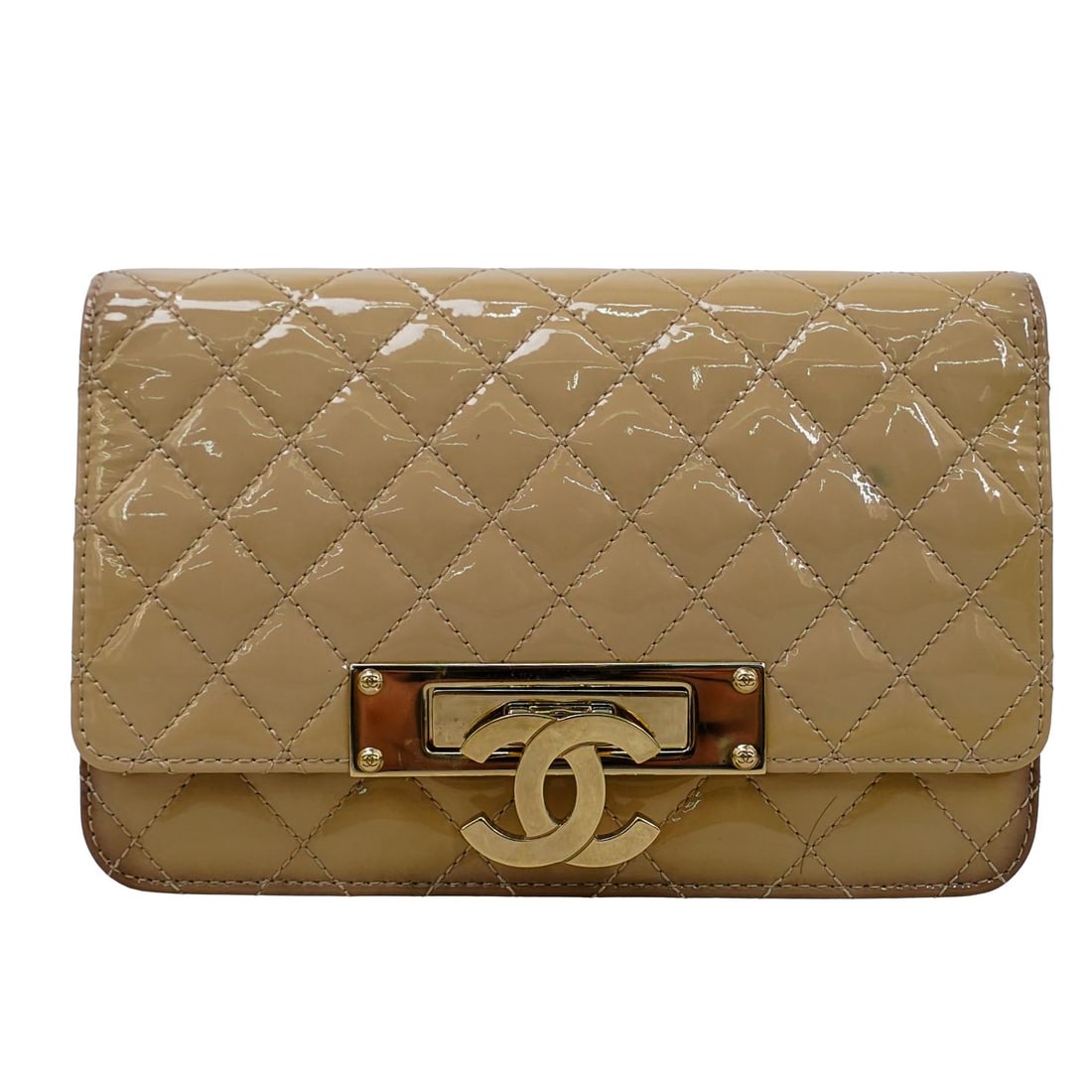 Chanel Golden Class Patent Wallet On Chain (1 of 13)