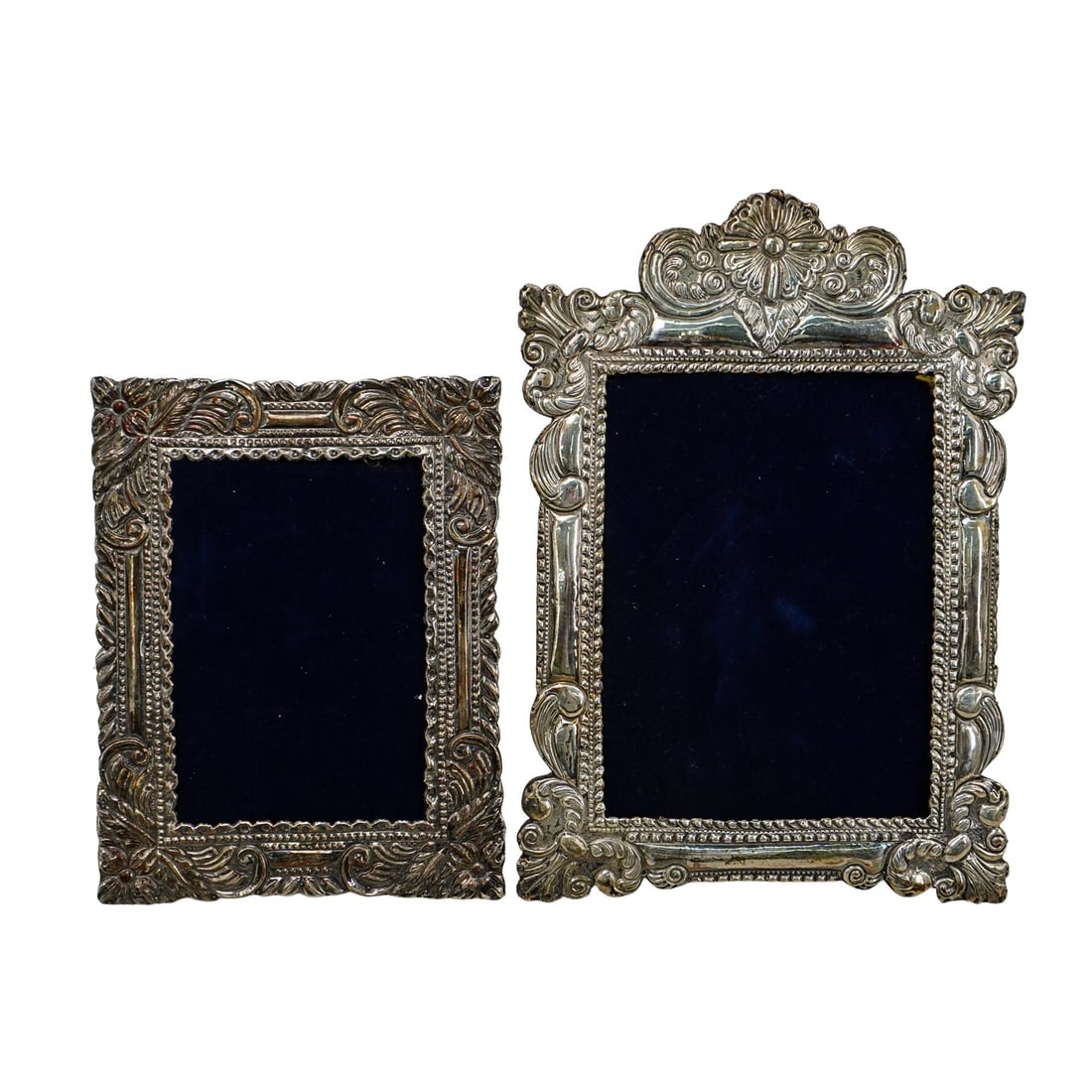 (2 Pc) Silver Repousse Hand Hammered Desk Photo Frames (1 of 9)