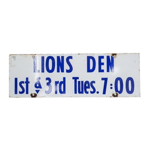 Vintage Hand Painted 'Lions Den' Porcelain Sign