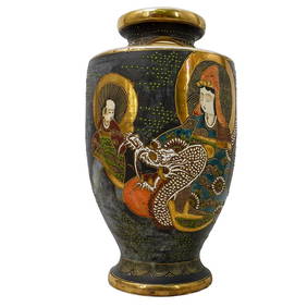 Japanese Satsuma Vase (1 of 8)