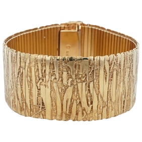 Signed 18k Gold Textured Bracelet