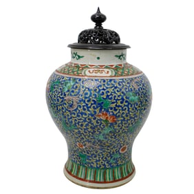 Chinese Famille Verte Porcelain Jar