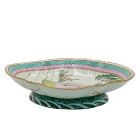 Antique Chinese Famille Rose Porcelain Bowl