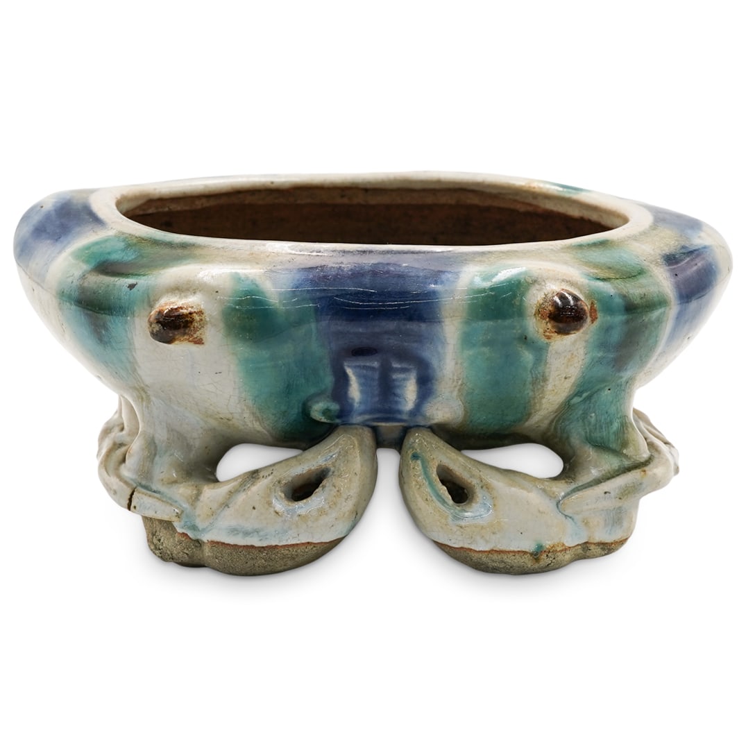 Chinese Shiwan Ware Crab Planter (1 of 5)