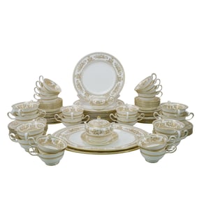 (87 Pc) Wedgwood Porcelain "Gold Columbia" Dinnerware Set