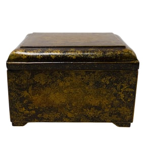 Middle Eastern Gilt Speckled Lacquered Box