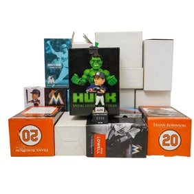 (18 pcs) Baseball Figurine/Bobblehead Collectibles