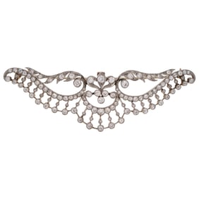 Art Nouveau 18k White Gold and Diamond Wig Brooch