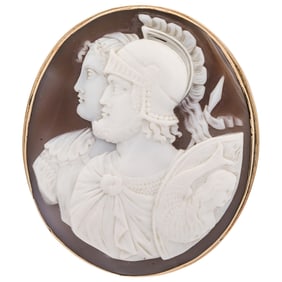 Vintage Carved Shell Cameo Brooch