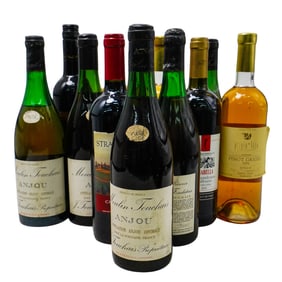(12 Pcs) Vintage Red and White Wine Grouping