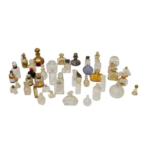 (44 pcs) Assorted Miniature Perfume Bottles