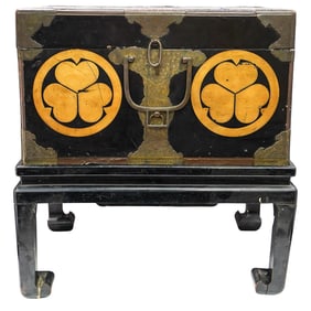 Antique Japanese Lacquered Nagamochi Chest