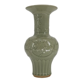 Chinese Celadon Porcelain Floral Yen Yen Vase